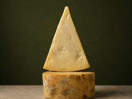 St Andrews Farmhouse Cheddar