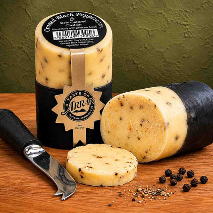 Cracked Black Peppercorn Cheddar